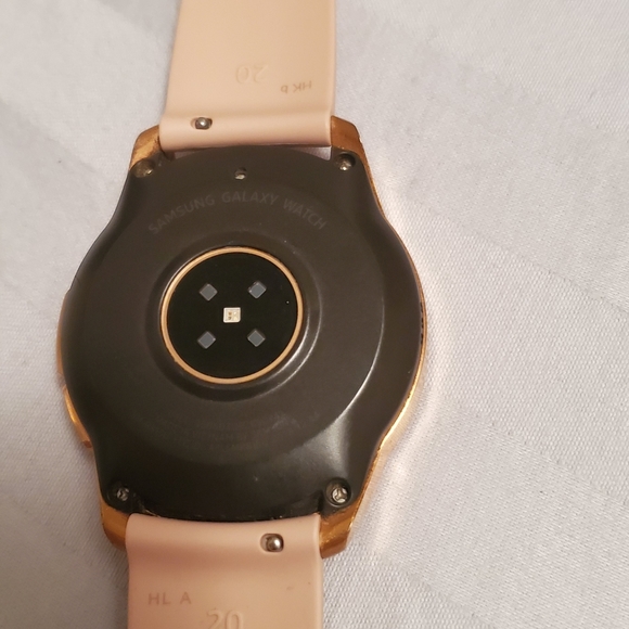 Samsung Watch - Picture 2 of 3